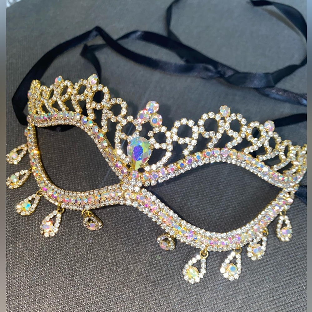 SOLD OUT !Masquerade Mask - Picture 4 of 6